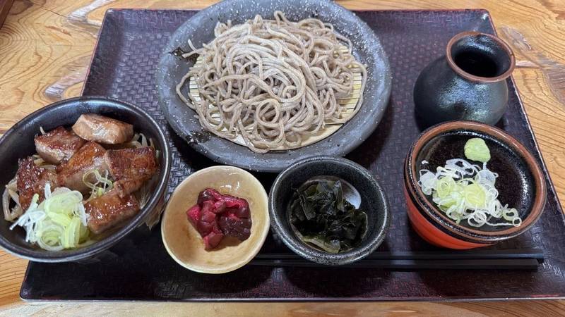 信称寺跡,岐阜県大野郡白川村馬狩