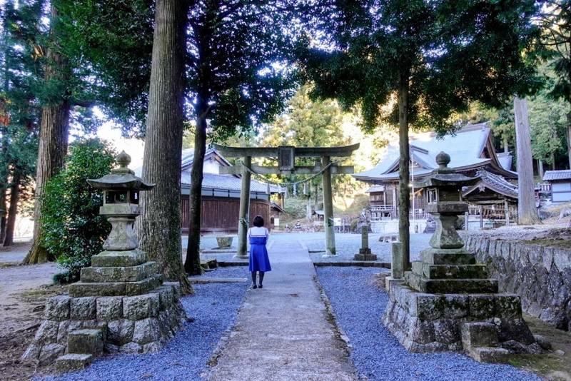 石座神社,愛知県新城市大宮狐塚14