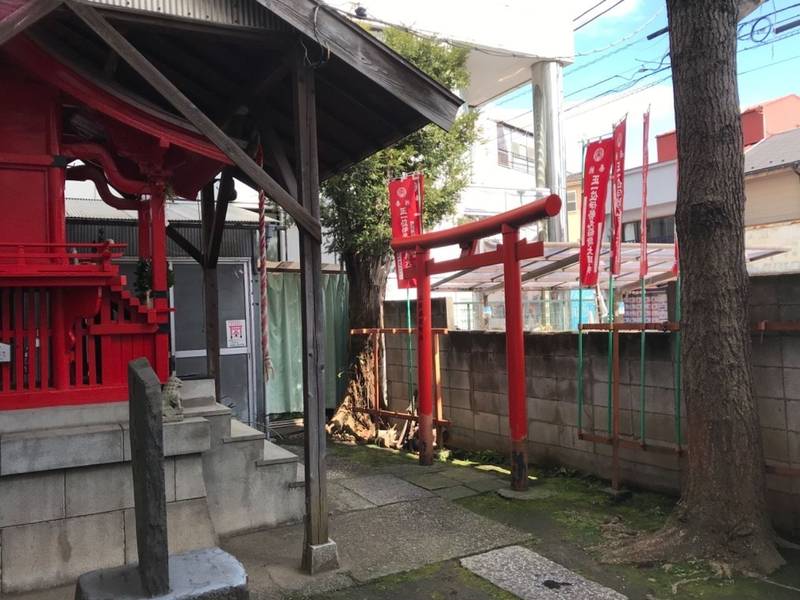 伊勢丸稲荷大神,東京都世田谷区三軒茶屋1-22-3