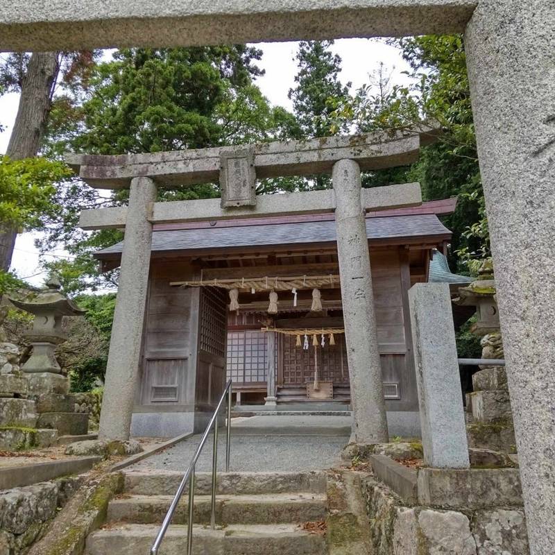 神奈川神社,鳥取県日野郡江府町武庫９２５
