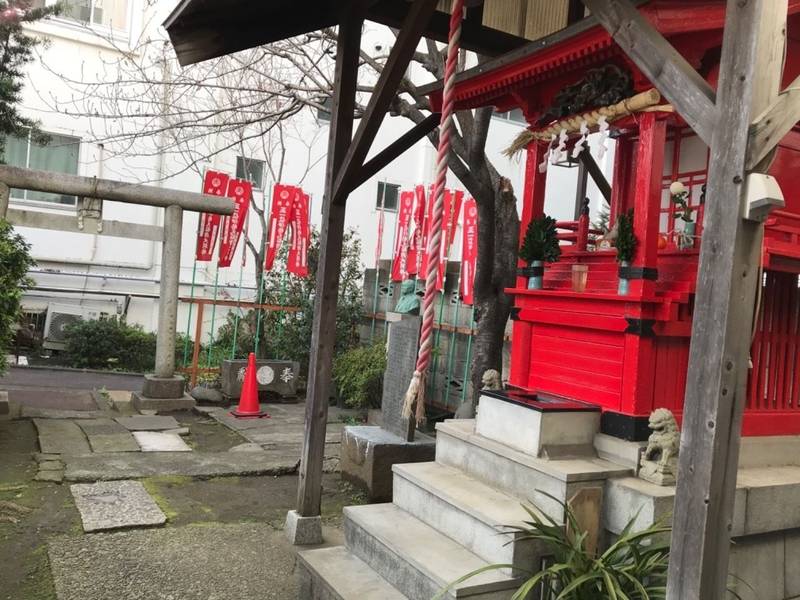 伊勢丸稲荷大神,東京都世田谷区三軒茶屋1-22-3