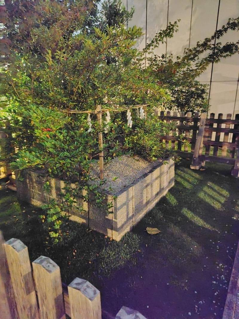 ギンザコマツ三輪神社,東京都中央区銀座6-9-5 ギンザコマツ西館屋上
