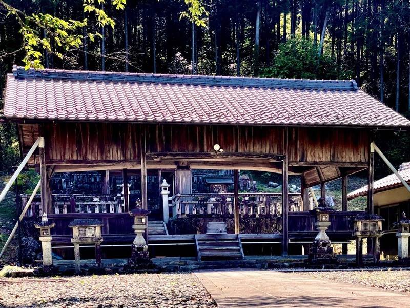 白山神社  (関市武芸川町),岐阜県関市武芸川町宇多院322番地の1