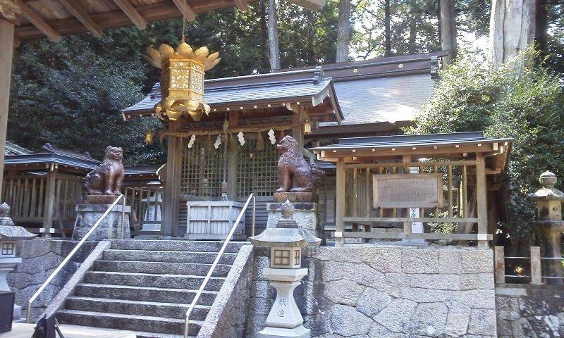 神山神社