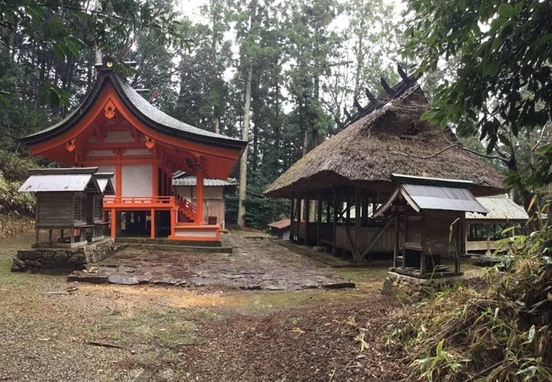 上鴨川住吉神社,兵庫県加東市上鴨川571