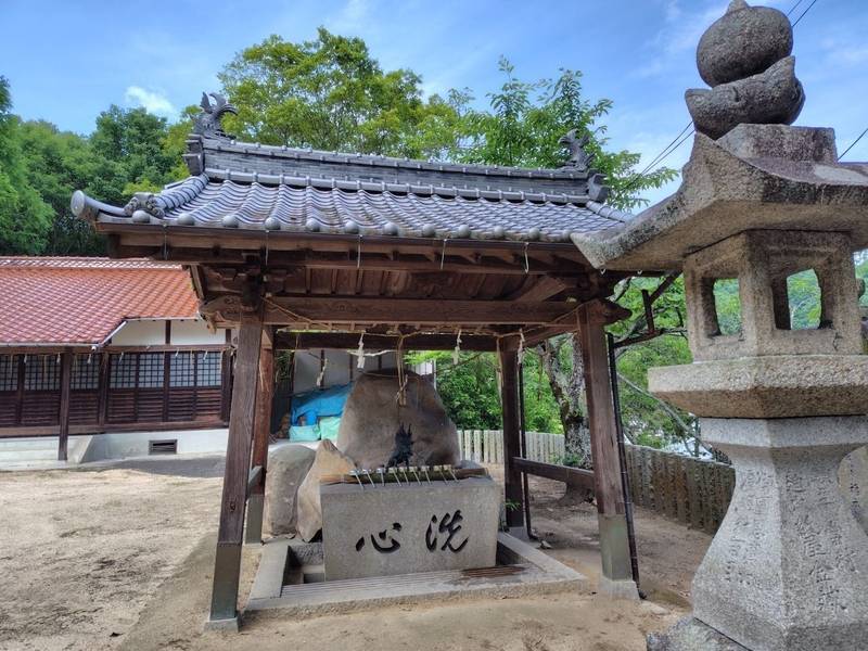三成八幡神社,広島県尾道市美ノ郷町三成８３２