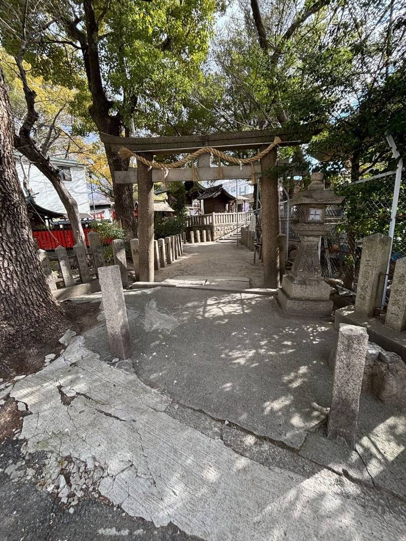 諏訪神社   (大阪市),大阪府大阪市城東区諏訪二丁目15-16