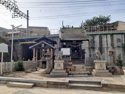 村上帝社,見どころ,ボブ
