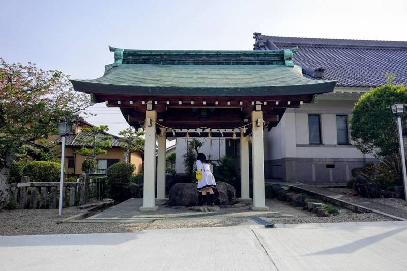 白鳥神社,愛知県愛知郡東郷町大字諸輪字中市151