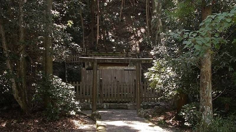 上御井神社,三重県伊勢市豊川町