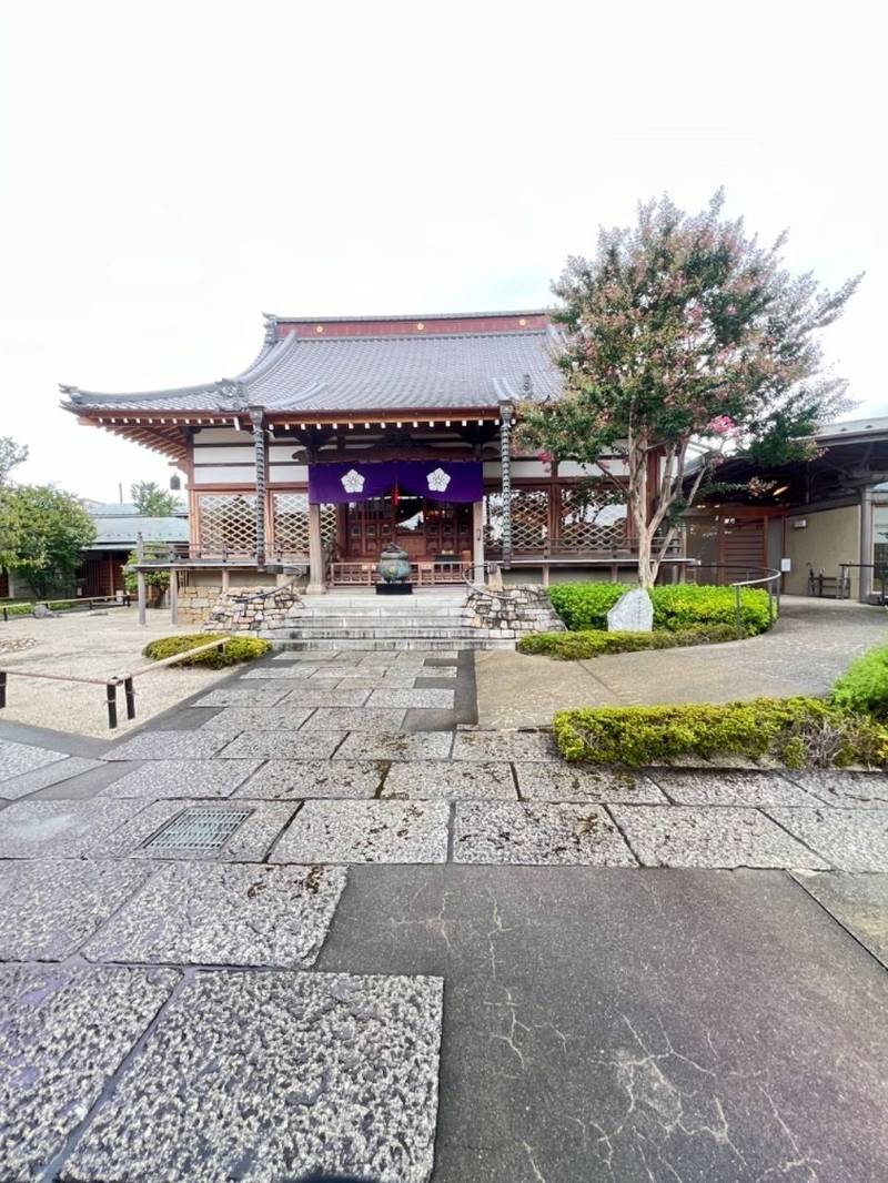西蓮寺,東京都北区志茂四丁目30番4号