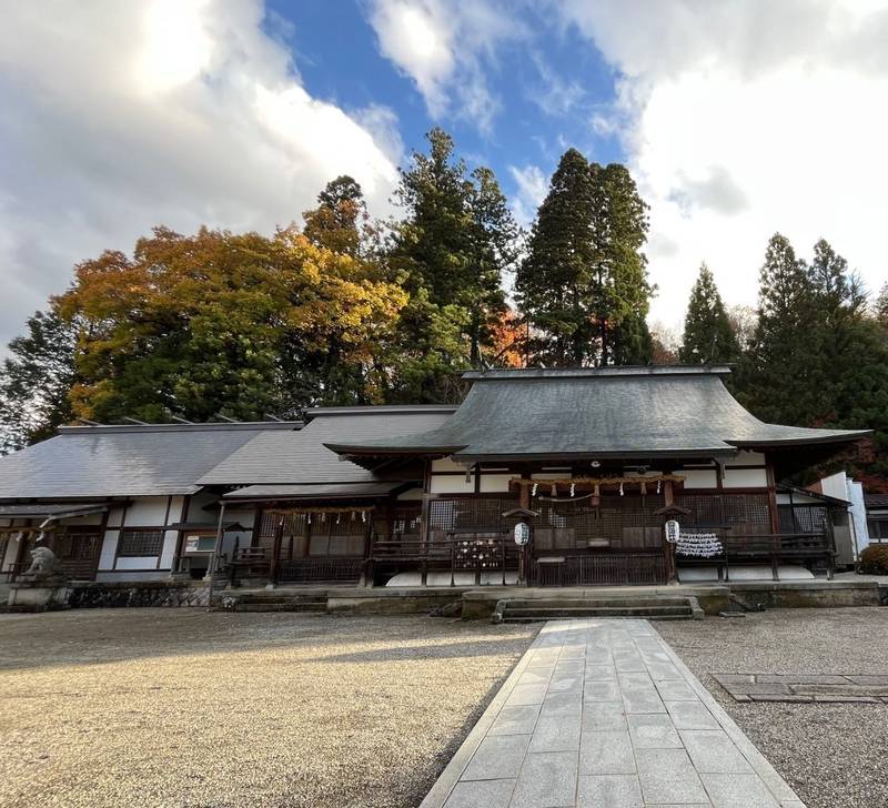 黄金神社,岐阜県高山市堀端町１０７