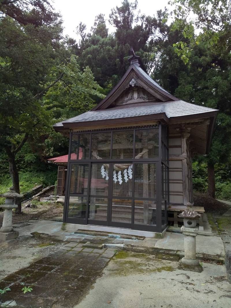 月岡稲荷神社,山形県西村山郡西川町月岡宮下545-2