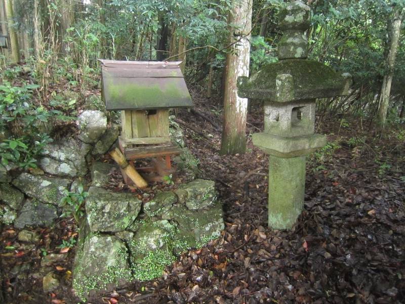 治宮神社,京都府南丹市園部町船岡藁無１