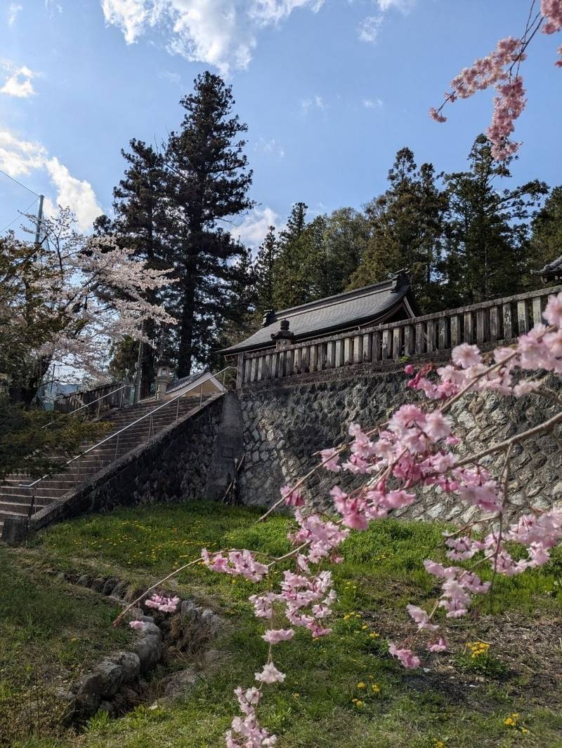 郊戸八幡宮,長野県飯田市今宮町４丁目６２０７