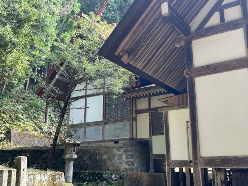 大八賀神社,岐阜県高山市松之木町１０９−２