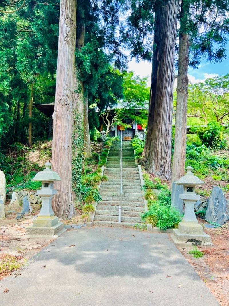 大白山 長承寺,宮城県登米市中田町上沼字大泉門畑28