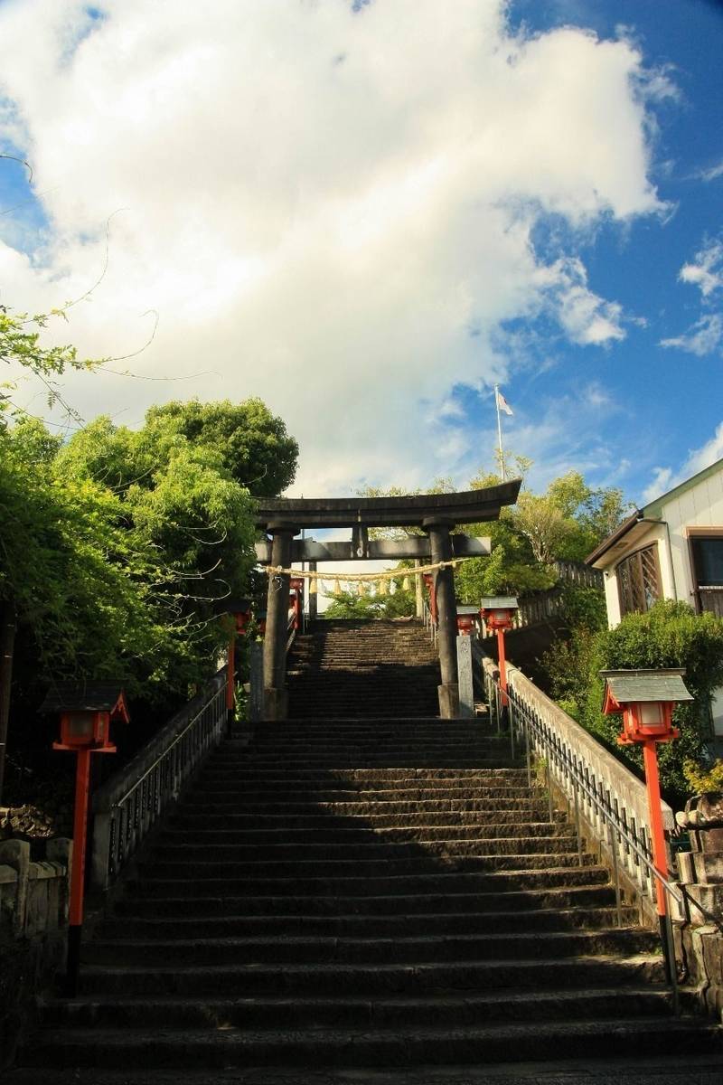 一條神社,高知県四万十市中村本町1-3