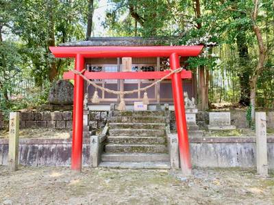 豊玉稲荷大明社 (恵那市長島町),見どころ,を神