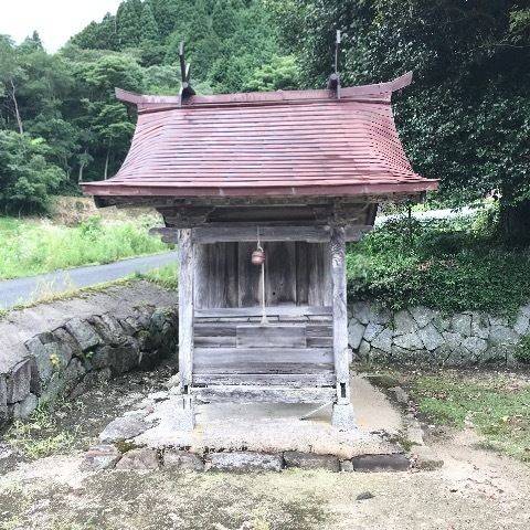 壹粟神社・大笹神社・長田神社・久刀神社・菟上神社      (二宮神社),岡山県真庭市社字於和佐６５４