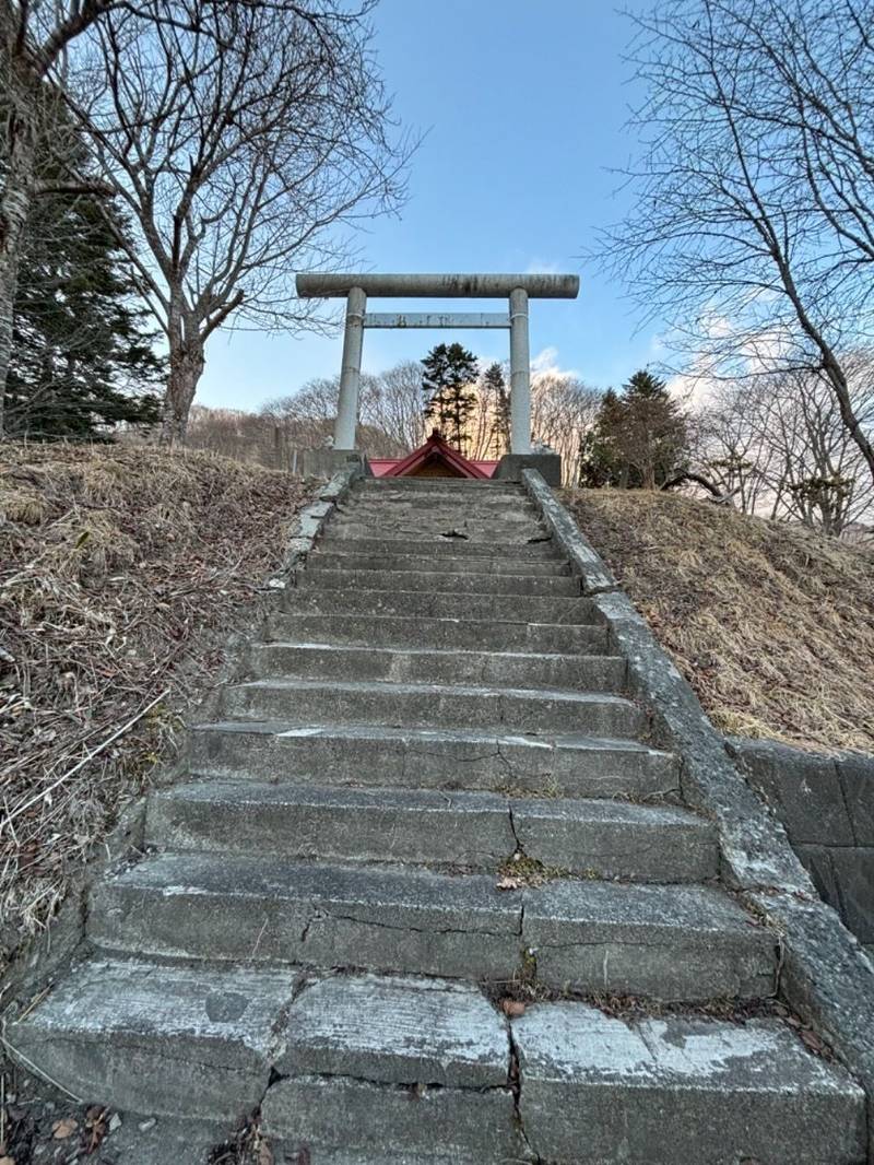 荻伏神社,北海道浦河郡浦河町荻伏町483番地