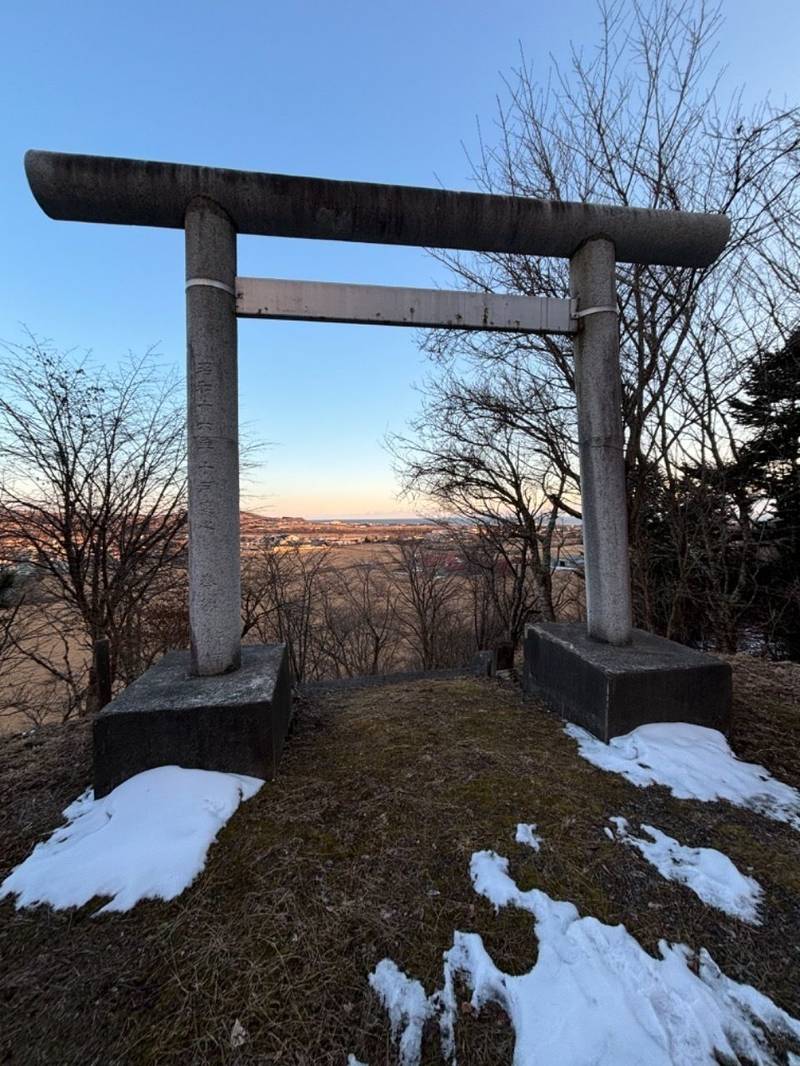 荻伏神社,北海道浦河郡浦河町荻伏町483番地