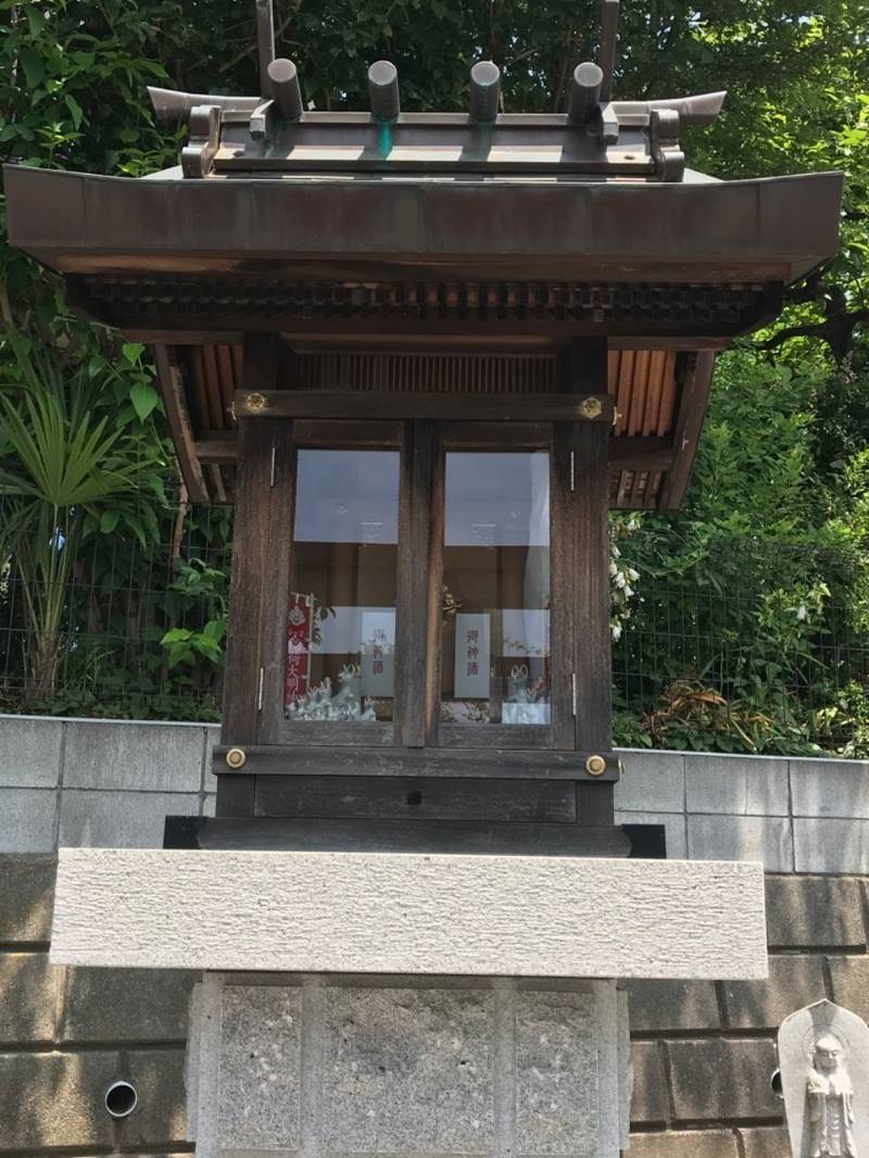 西の伏見稲荷神社,神奈川県横浜市青葉区田奈町47-12