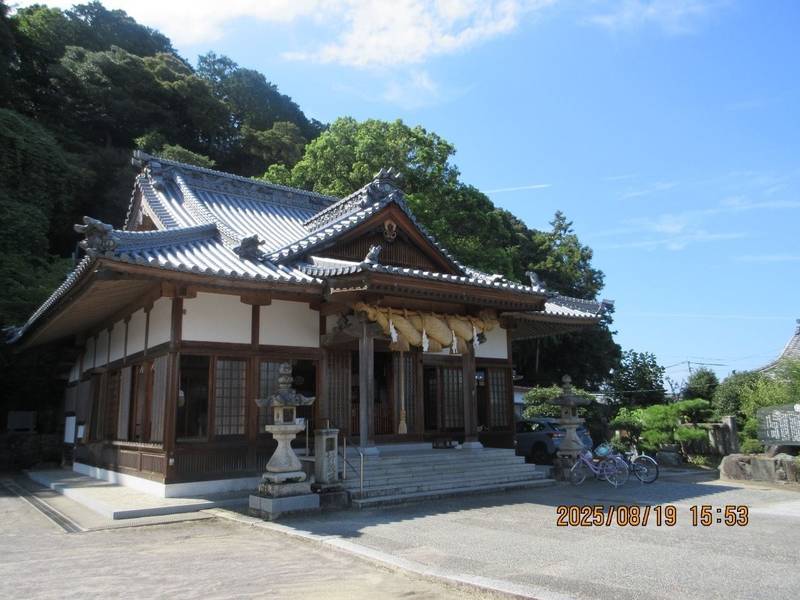 八雲神社     (四国中央市),愛媛県四国中央市土居町天満1