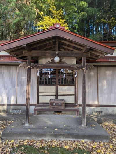 芹沢三島神社,見どころ,はかせ〒