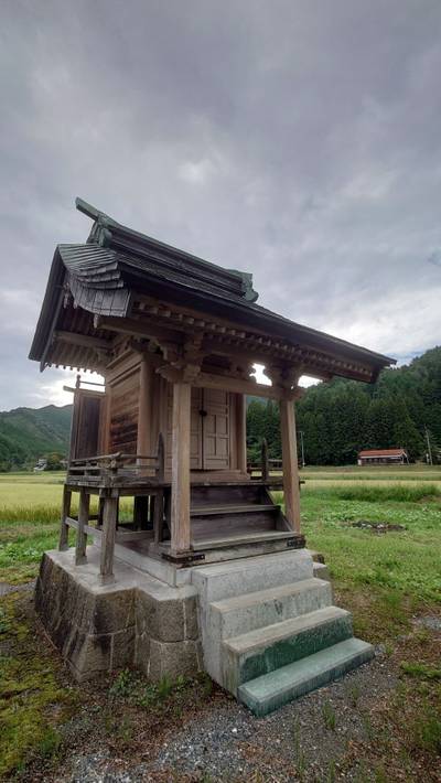 潮明神社,見どころ,ぐでりん