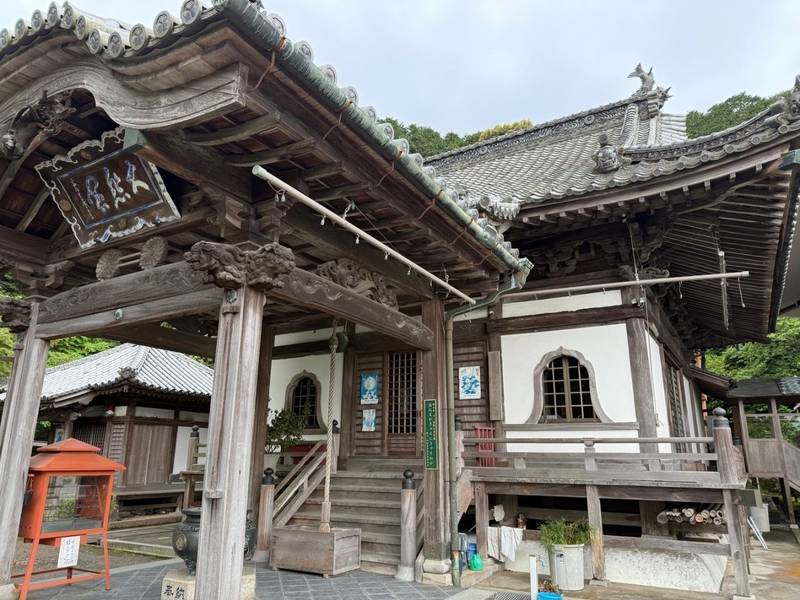 新長谷寺,愛媛県四国中央市寒川町３２１４
