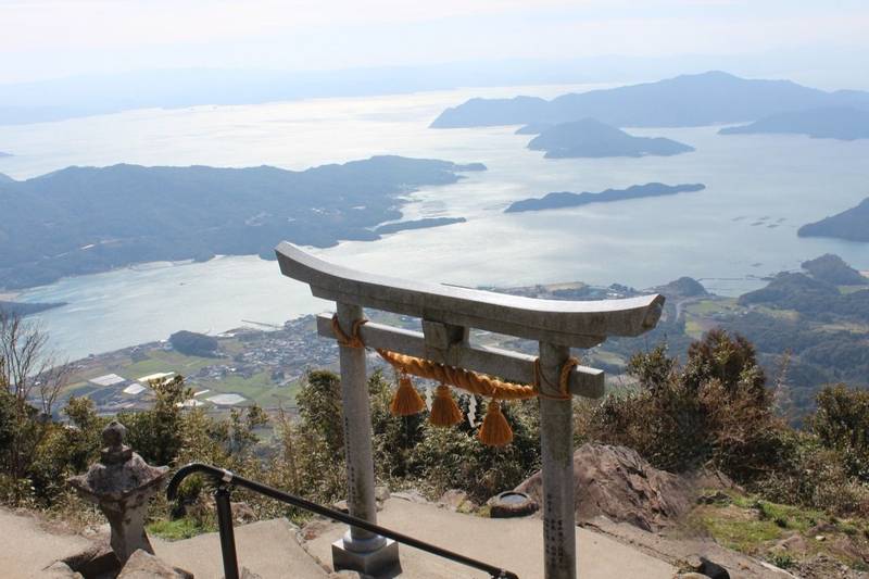 倉岳神社,熊本県天草市倉岳町棚底