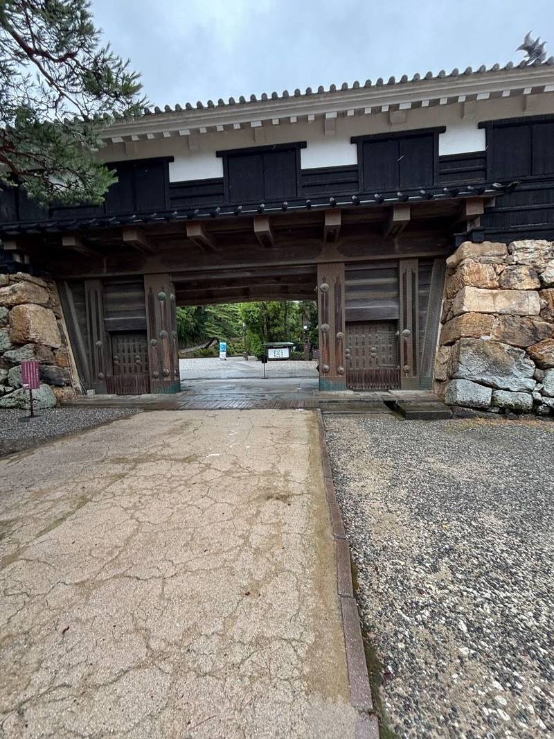高知城,高知県高知市丸ノ内1丁目2番1号