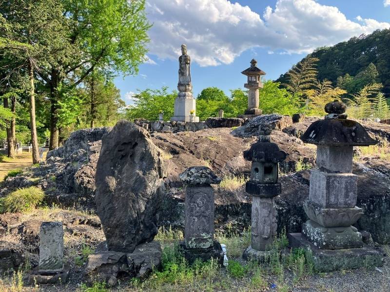 霊巌寺,埼玉県日高市新堀７４０