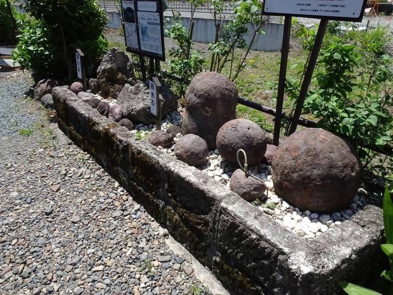 合格地蔵尊,静岡県島田市竹下442-3（合格駅）