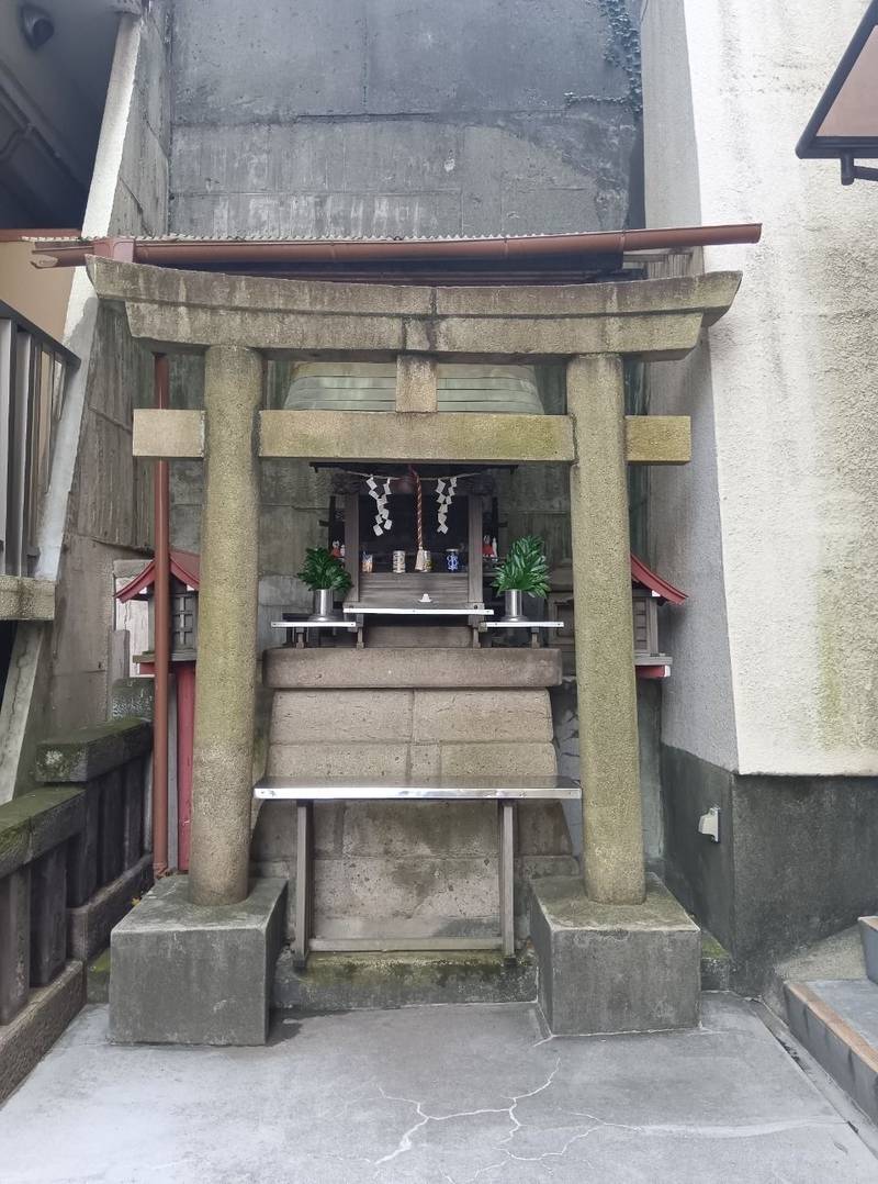 弦巻稲荷神社,東京都文京区目白台3-26-8