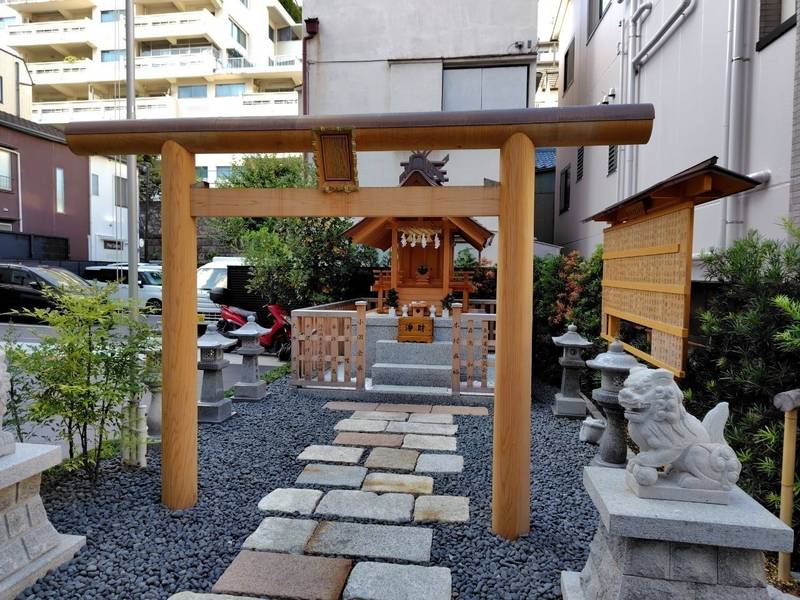 弘法寺    (龍生院),東京都港区三田二丁目12番5号