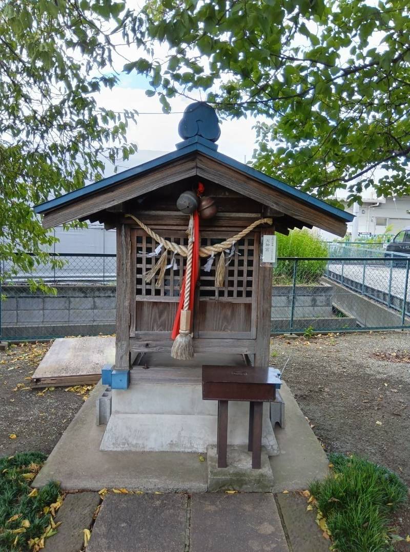 弥十郎稲荷神社,埼玉県越谷市弥十郎441