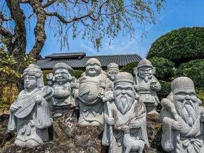 医王寺,見どころ,ほし