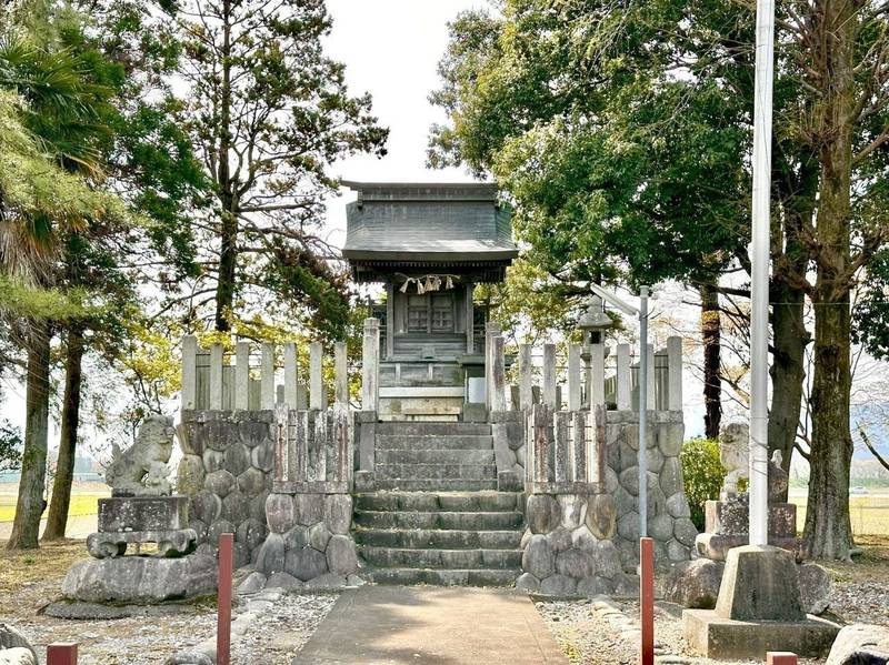 勅使神社,岐阜県安八郡神戸町柳瀬字釈迦堂515番地の1