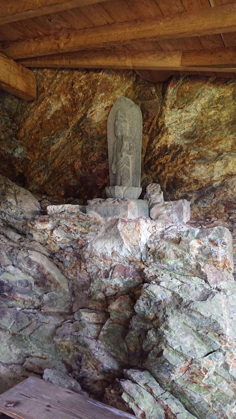 岩崎観世音,栃木県日光市岩崎1686