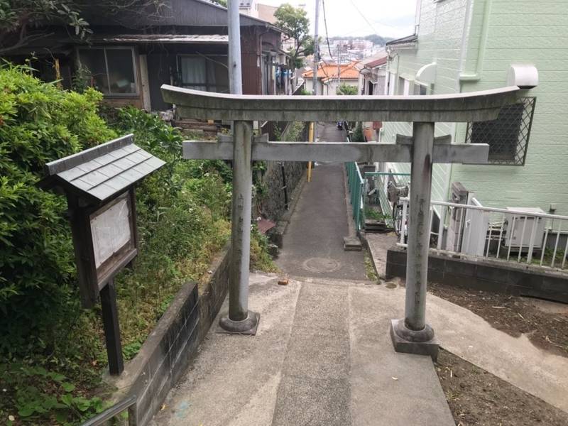上町白山神社,神奈川県横浜市磯子区上町12