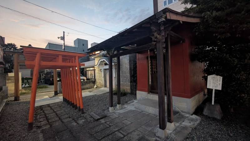 豊川稲荷神社,栃木県宇都宮市馬場通り２丁目１−１