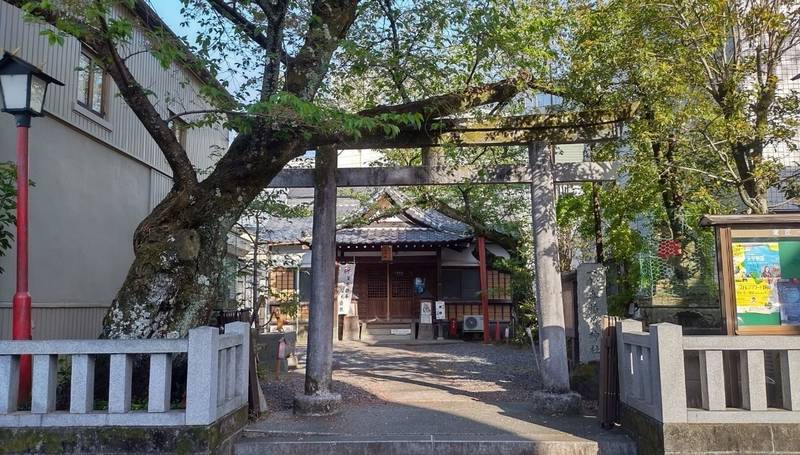 一加番稲荷神社,静岡県静岡市葵区鷹匠1-8-5
