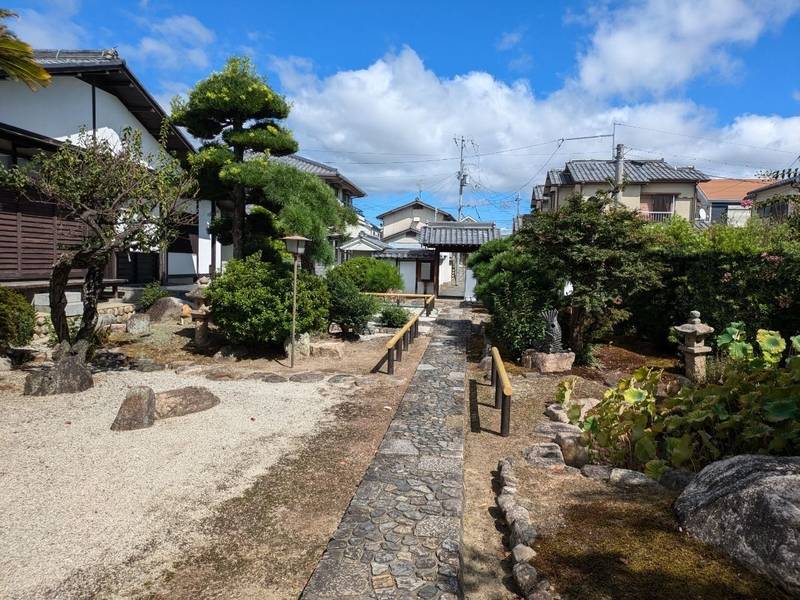 慈眼寺 (伊丹市),兵庫県伊丹市鴻池6-19-59
