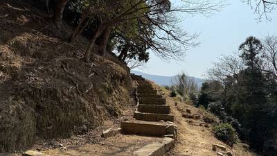 安徳天皇御陵墓参考地,見どころ,天照かえる