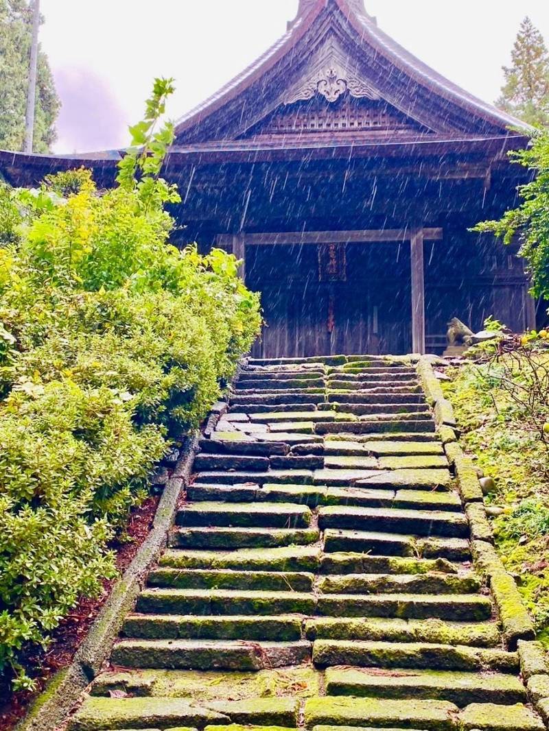 雷電神社,山形県鶴岡市羽黒町高寺南畑１１５