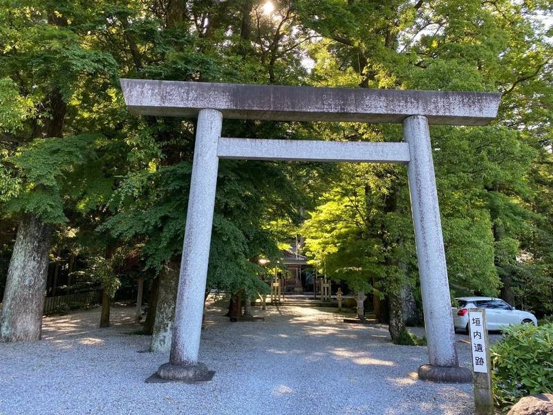 賀毛神社,三重県いなべ市北勢町垣内718