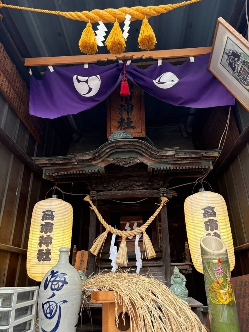 高市神社,長野県上田市中央2丁目9（海野町商店街）