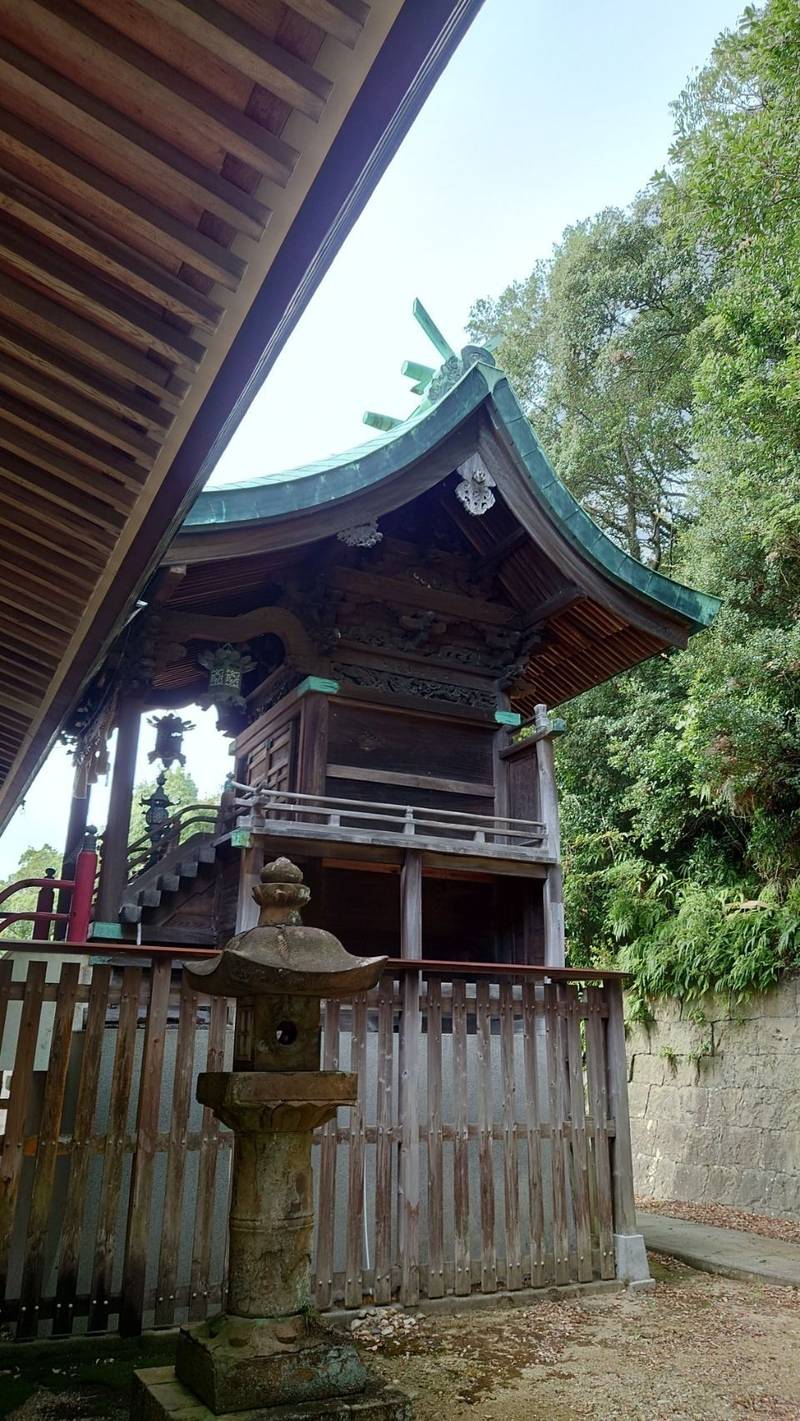 桑島八幡神社,徳島県鳴門市撫養町大桑島字与三左谷７
